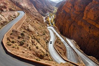 renting a car in morocco